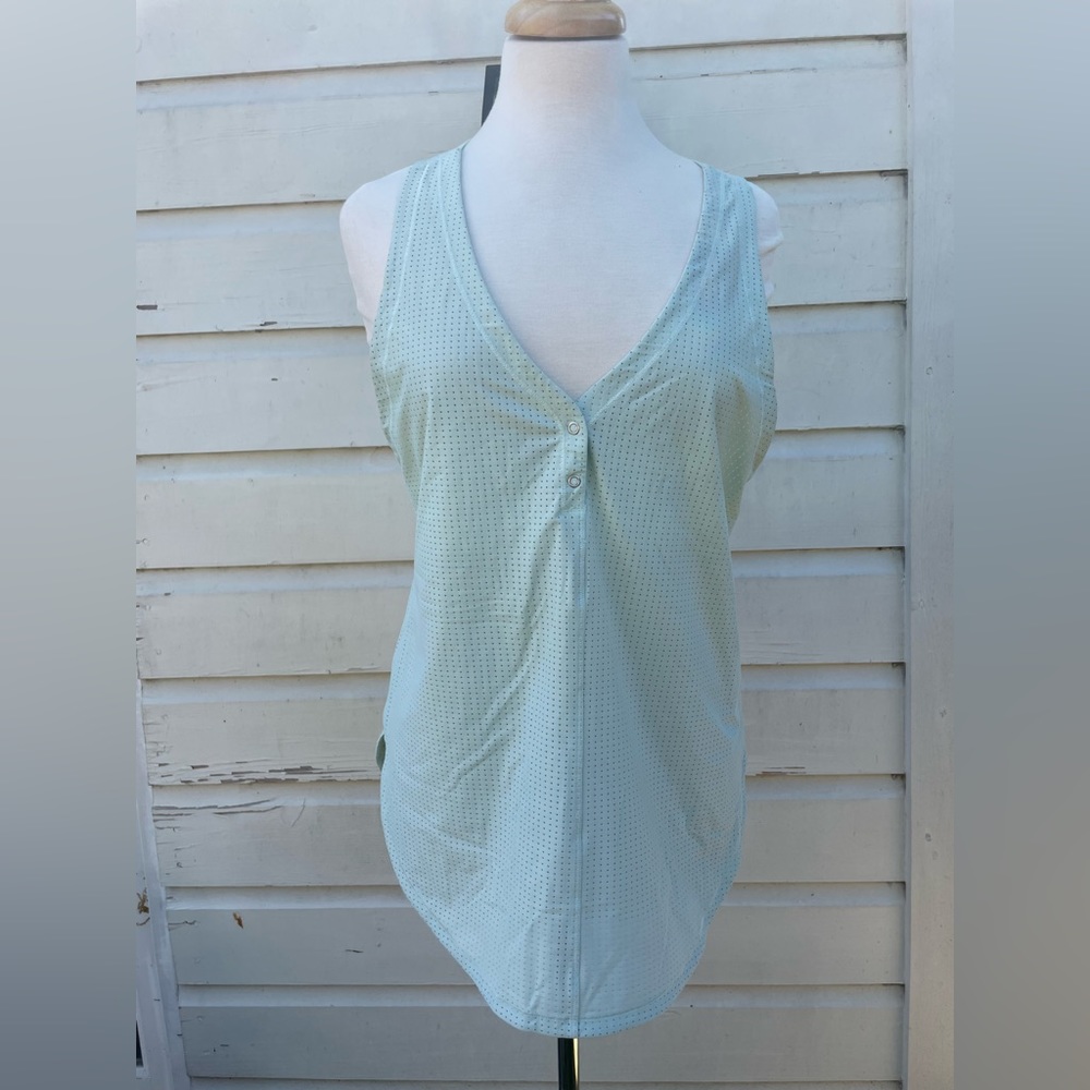 lululemon Airy Perforated Tank no tag possibly a size 10